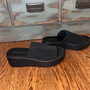 Madden girl Shelbie/slinky Sandal